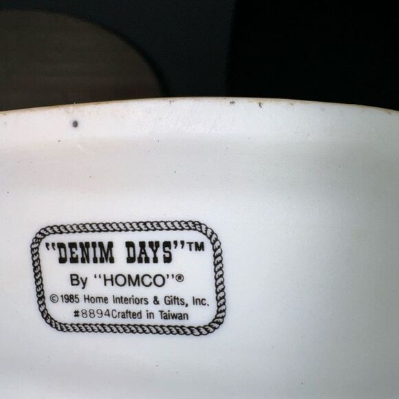 1985 DENIM DAYS HOUSE DECOR - Picture 4 of 4